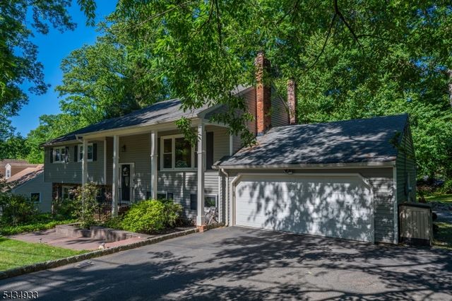 11 Southview Rd, Randolph Twp., NJ 07869
