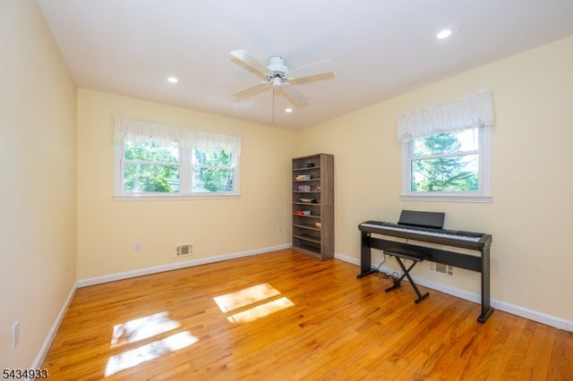 11 Southview Rd, Randolph Twp., NJ 07869