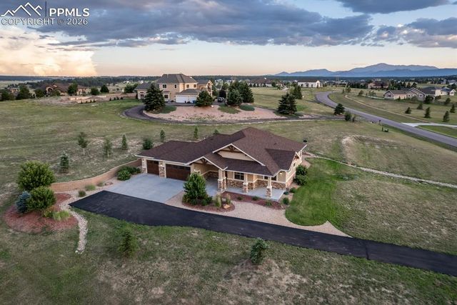 19733 Royal Troon Drive, Monument, CO 80132