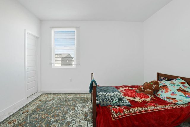 7048 Blue Bay Ln, Stockton, CA 95219