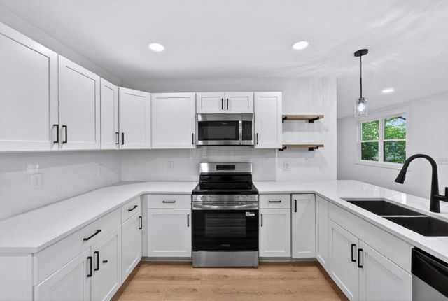 252 Warrior Rd, Madison, TN 37115