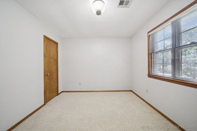 1181 Deer Creek, Pryor, OK 74361