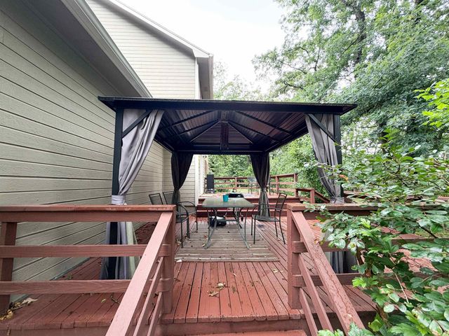 5711 Red Bud Lane, Little Rock, AR 72210