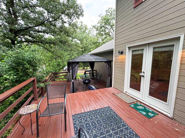 5711 Red Bud Lane, Little Rock, AR 72210
