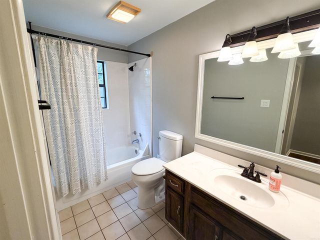5711 Red Bud Lane, Little Rock, AR 72210