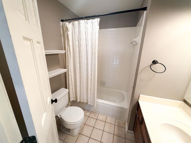 5711 Red Bud Lane, Little Rock, AR 72210