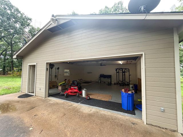 5711 Red Bud Lane, Little Rock, AR 72210