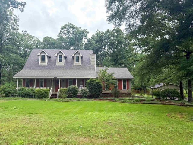 5711 Red Bud Lane, Little Rock, AR 72210