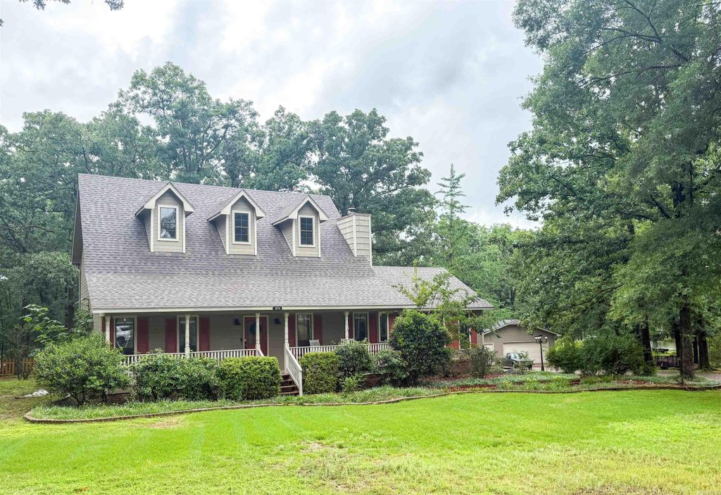 5711 Red Bud Lane, Little Rock, AR 72210