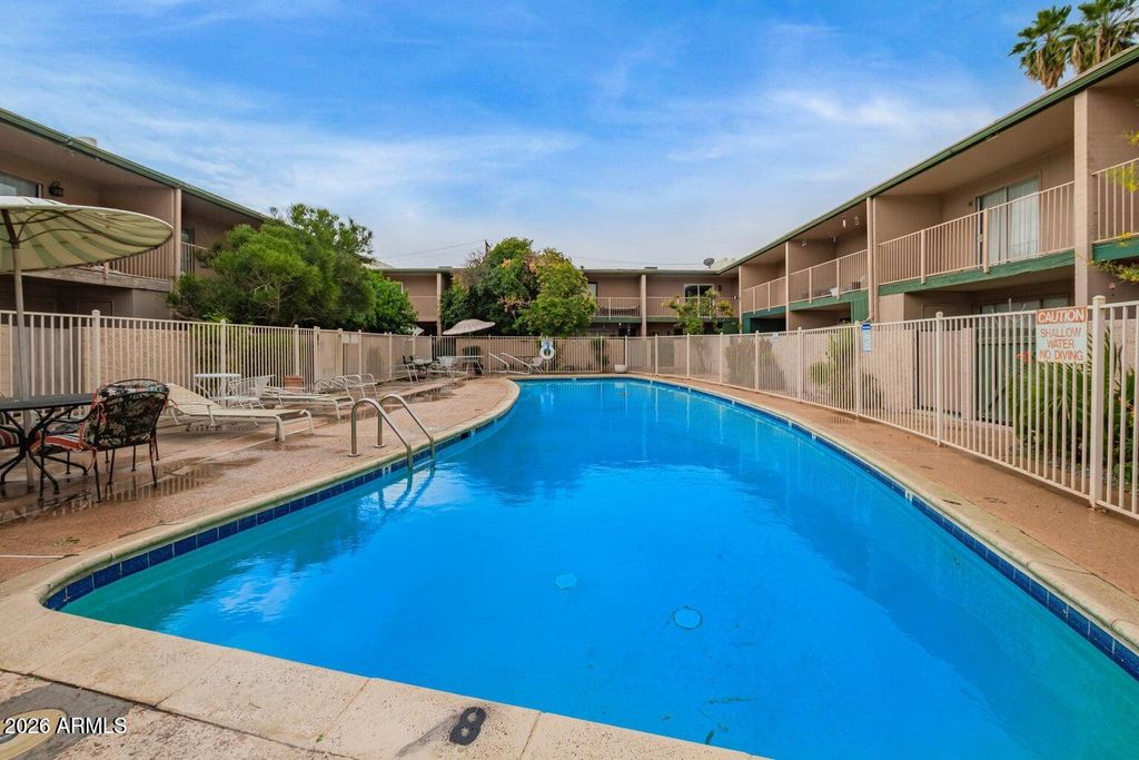 Image 20 of property listing at 6565 N 19 Avenue 45, Phoenix, AZ 85015