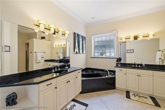 167 South Bear Pointe Drive, Lake Placid, FL 33852