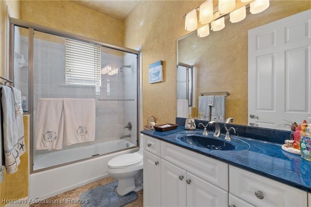 167 South Bear Pointe Drive, Lake Placid, FL 33852