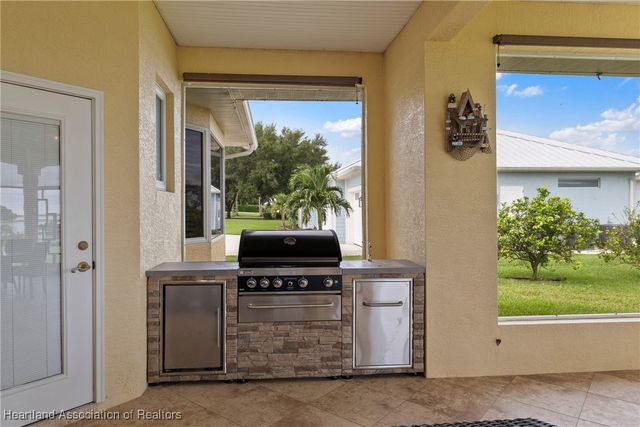 167 South Bear Pointe Drive, Lake Placid, FL 33852