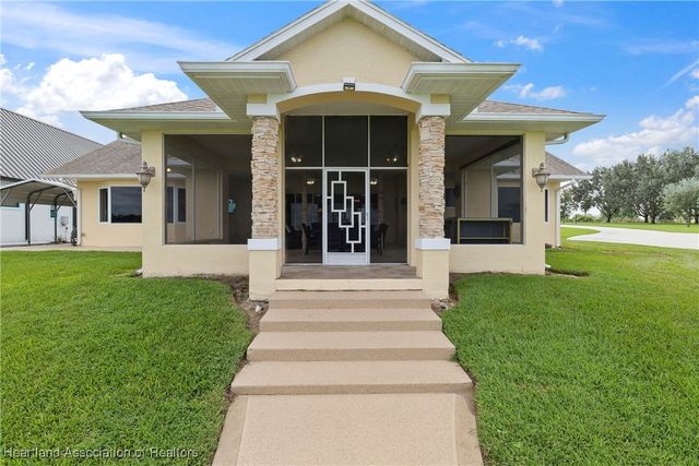 167 South Bear Pointe Drive, Lake Placid, FL 33852