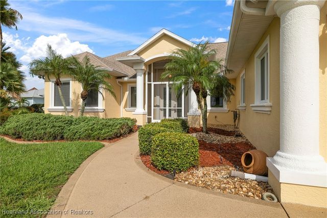 167 South Bear Pointe Drive, Lake Placid, FL 33852