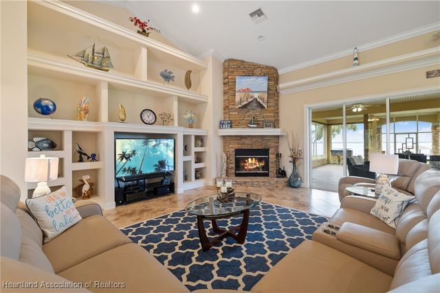 167 South Bear Pointe Drive, Lake Placid, FL 33852