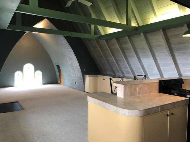 160 Monterey Avenue, Pacific Grove, CA 93950