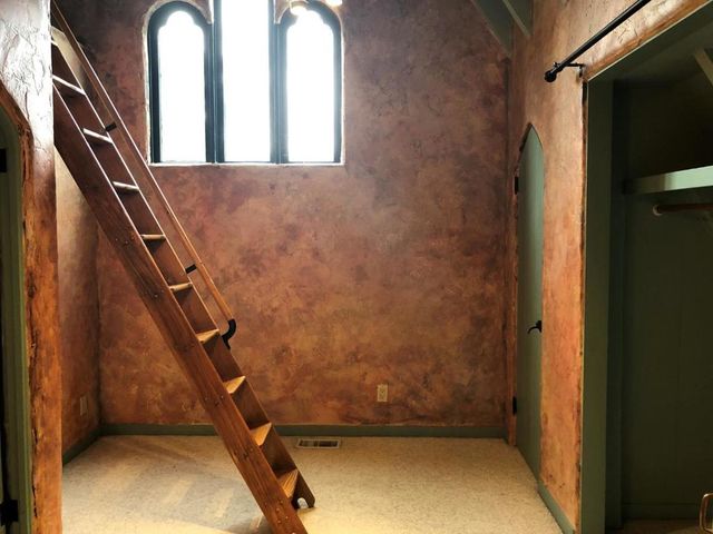 160 Monterey Avenue, Pacific Grove, CA 93950