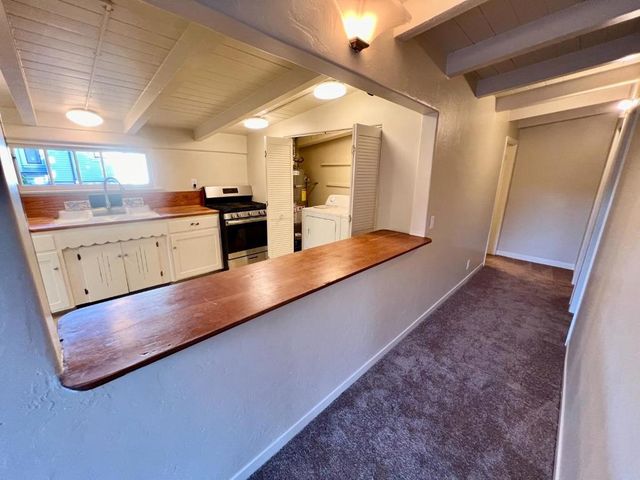 160 Monterey Avenue, Pacific Grove, CA 93950