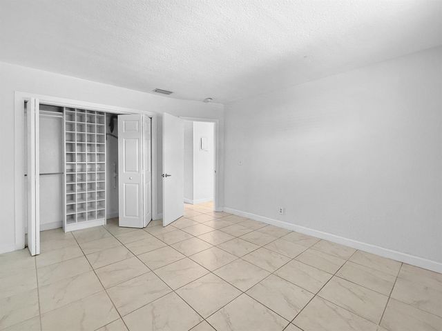 2607 NE 8th Avenue 29, Wilton Manors, FL 33334