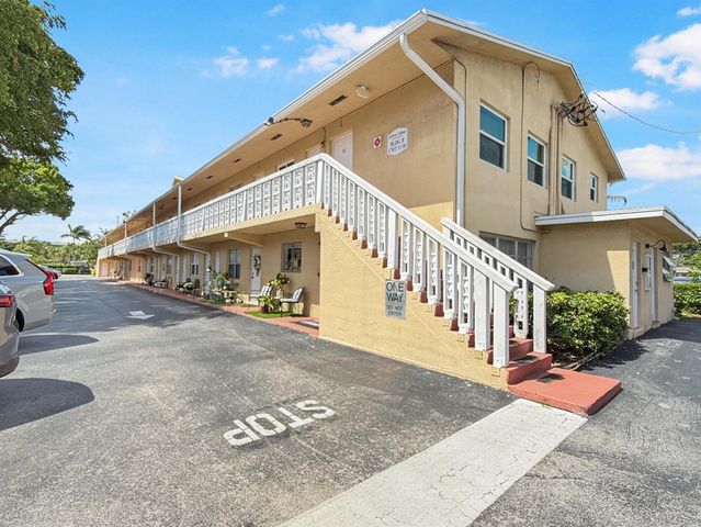 2607 NE 8th Avenue 29, Wilton Manors, FL 33334