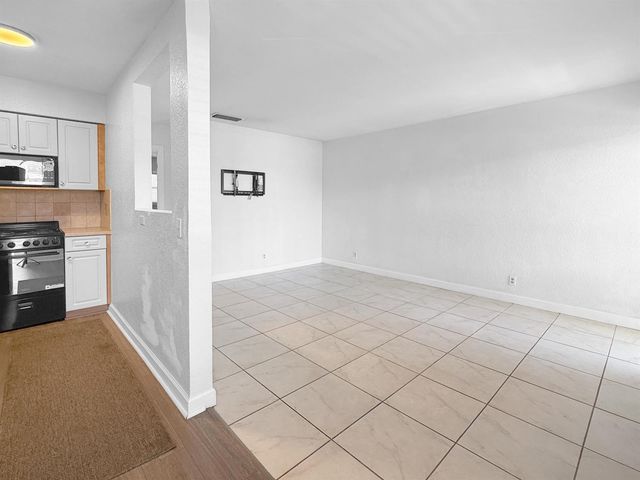 2607 NE 8th Avenue 29, Wilton Manors, FL 33334
