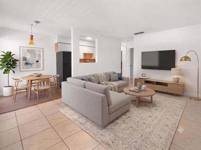 2607 NE 8th Avenue 29, Wilton Manors, FL 33334