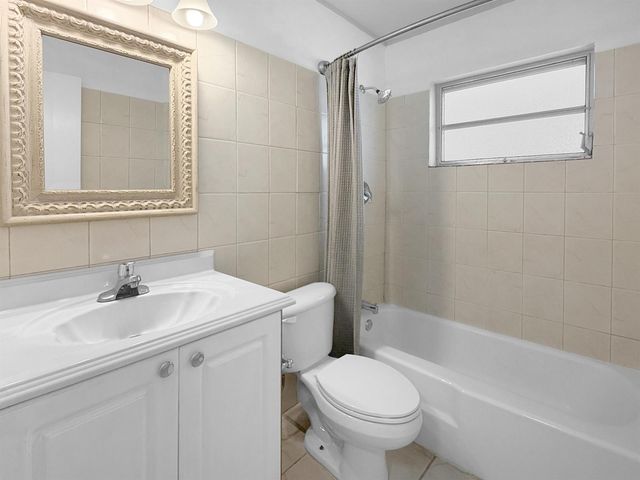 2607 NE 8th Avenue 29, Wilton Manors, FL 33334