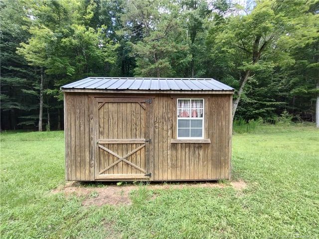 188 Old E C Womack Road, Sanford, NC 27330