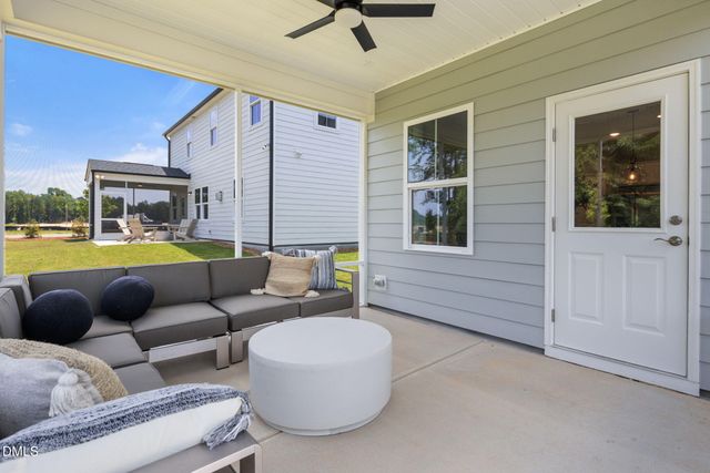 625 Branthurst Drive, Fuquay Varina, NC 27526