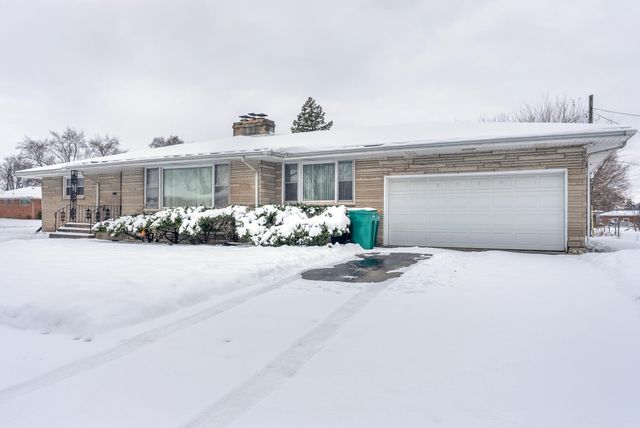 5550 Jefferson Place, Merrillville, IN 46410