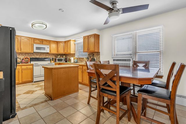 5550 Jefferson Place, Merrillville, IN 46410