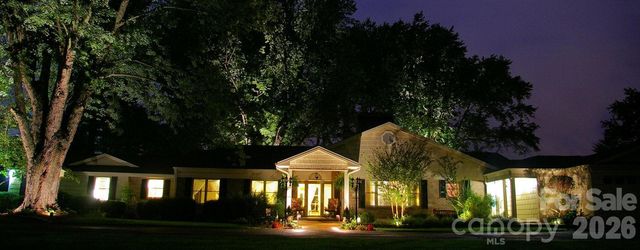 142 Country Club Drive, Waynesville, NC 28786