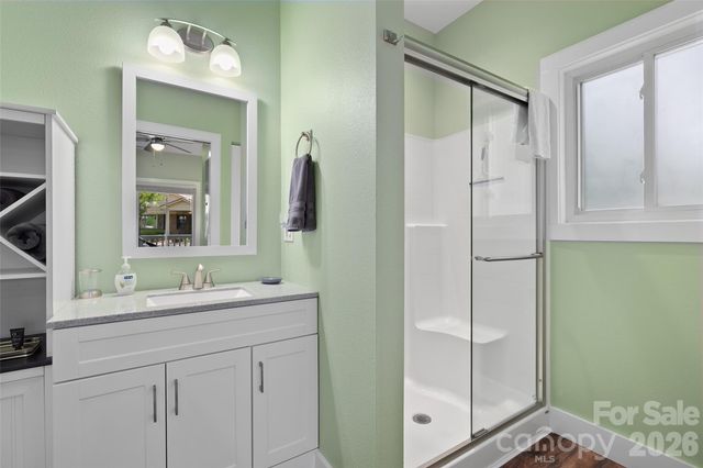 142 Country Club Drive, Waynesville, NC 28786