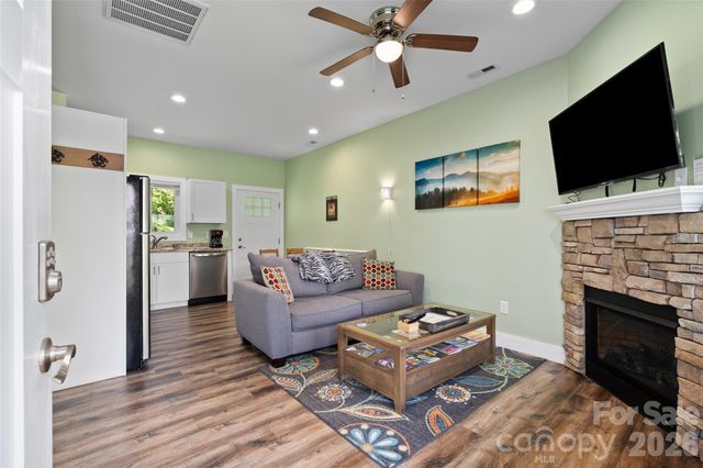 142 Country Club Drive, Waynesville, NC 28786