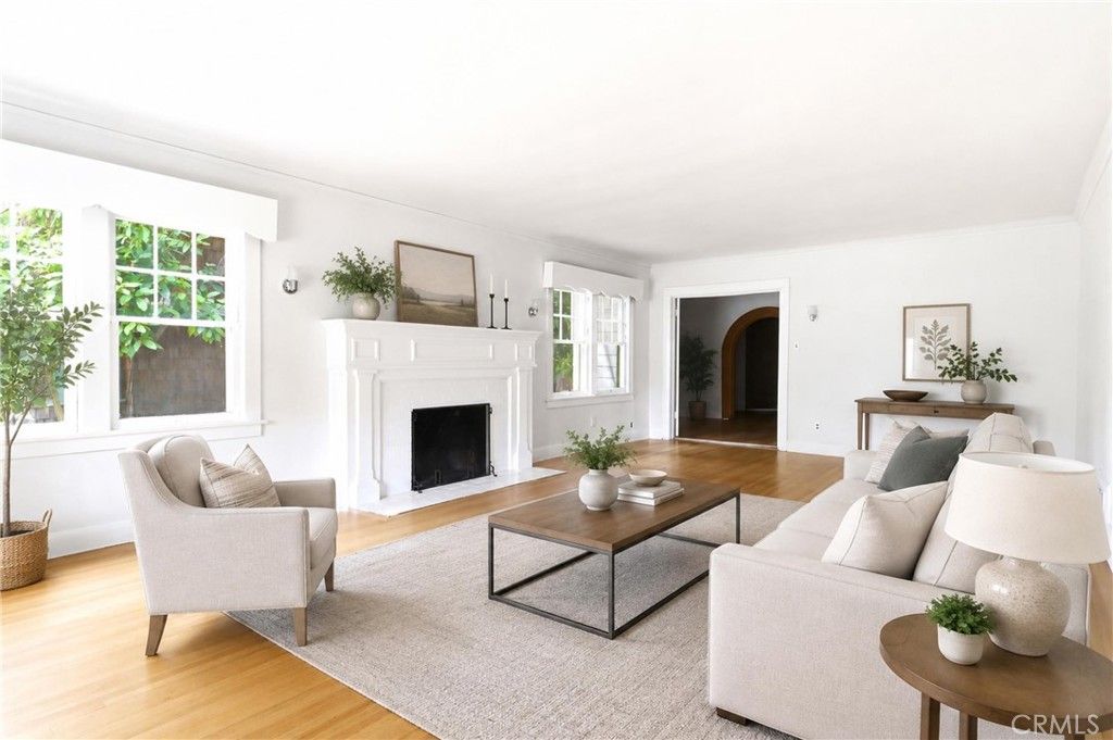 Image 4 of property listing at 691 N Euclid, Upland, CA 91786