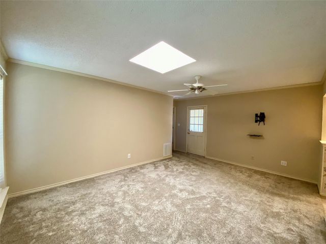 909 Hillsdale Drive, Richardson, TX 75081