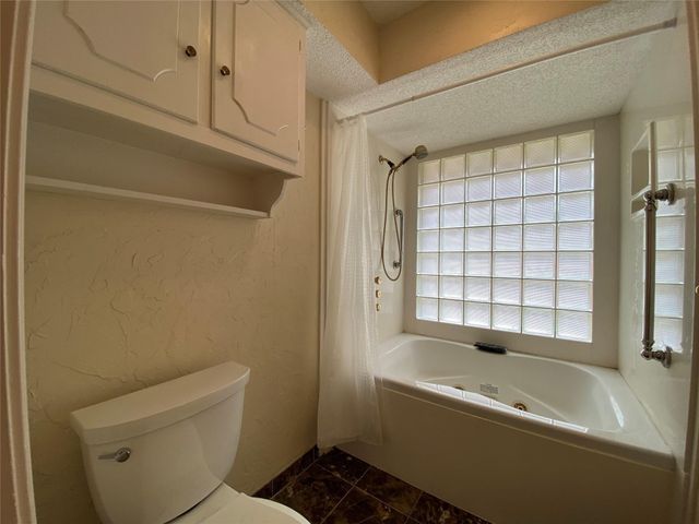 909 Hillsdale Drive, Richardson, TX 75081