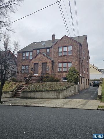 75 E Fort Lee Road 1, Bogota, NJ 07603