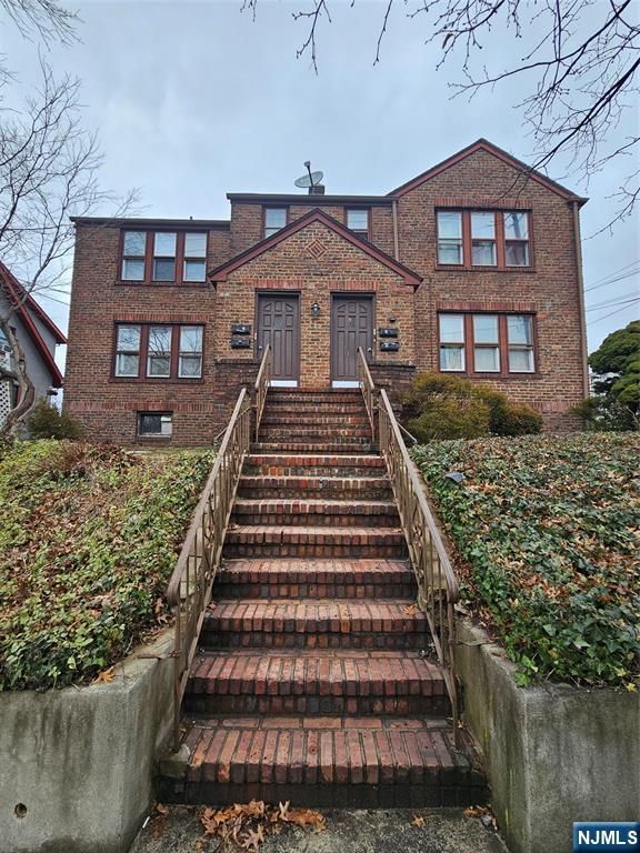 75 E Fort Lee Road 1, Bogota, NJ 07603