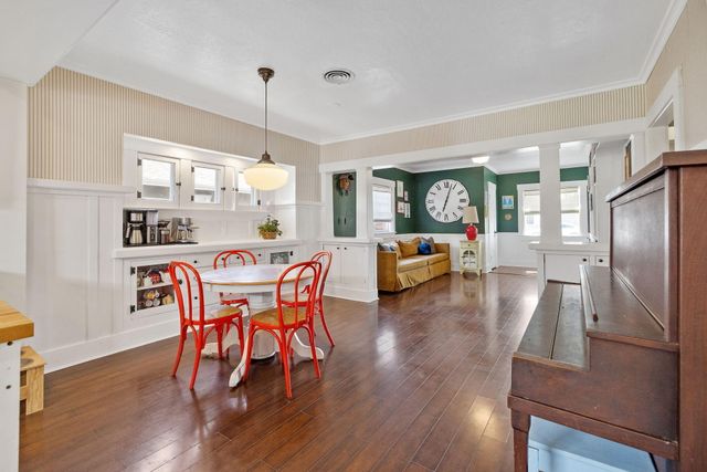 533 S E Street, Exeter, CA 93221