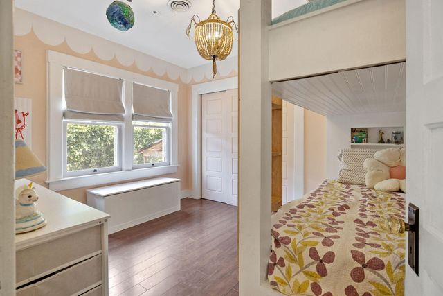 533 S E Street, Exeter, CA 93221