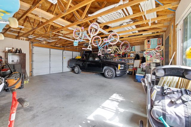 533 S E Street, Exeter, CA 93221