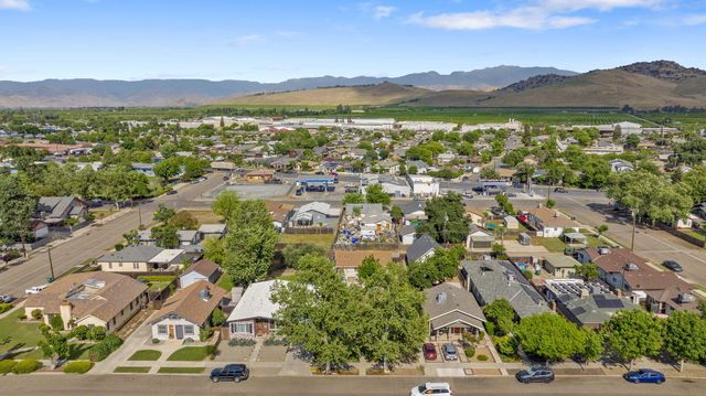 533 S E Street, Exeter, CA 93221