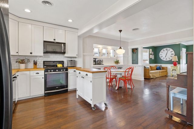 533 S E Street, Exeter, CA 93221