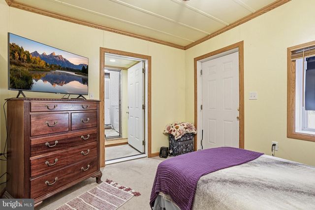 2094 KELSEY CT, King George, VA 22485