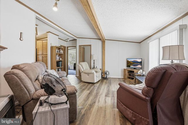 2094 KELSEY CT, King George, VA 22485