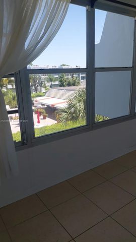 7897 Golf Cir Drive 306, Margate, FL 33063