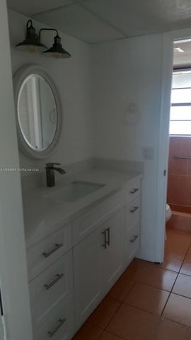 7897 Golf Cir Drive 306, Margate, FL 33063
