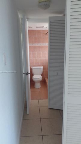 7897 Golf Cir Drive 306, Margate, FL 33063